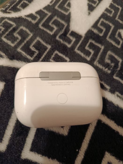 Кейс AirPods Pro