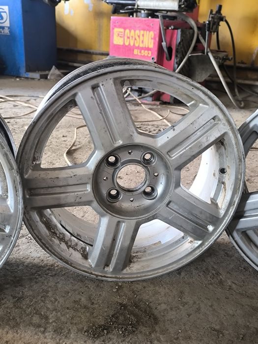 Продам торусы 15 размер