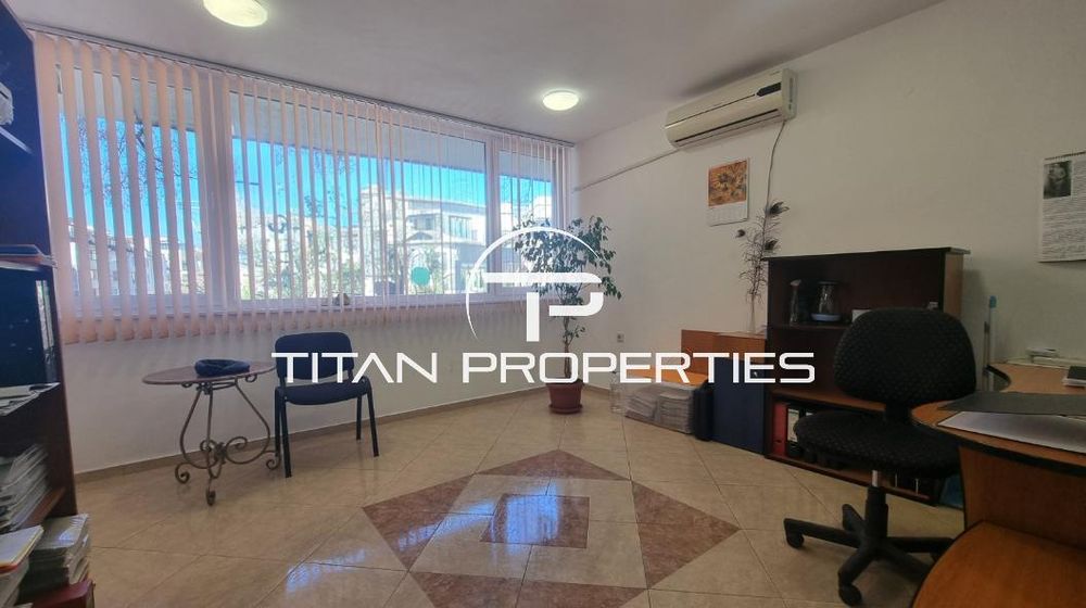 Продава се Офис в Пловдив, Център - 25 кв.м за 2200 €/кв.м - Снимка #3