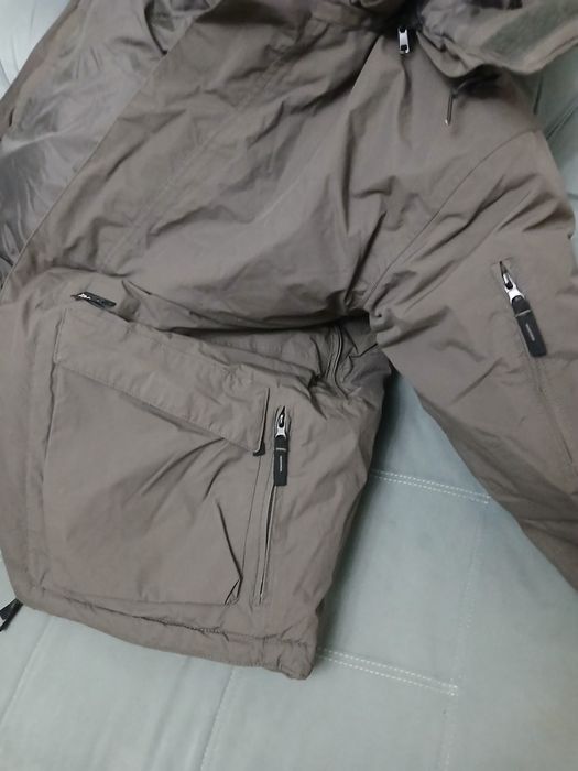 Пуховик 52-54р. Рост 176-182 (б/у)