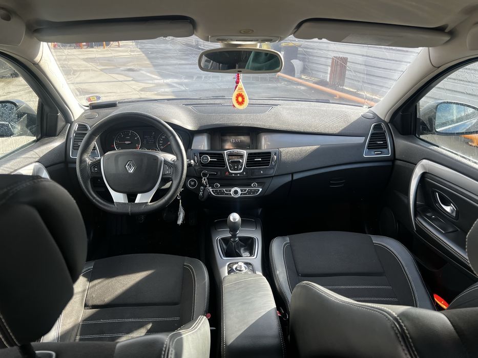 Vand / schimb Renault laguna 3 2013 1.5 dci 110 cp