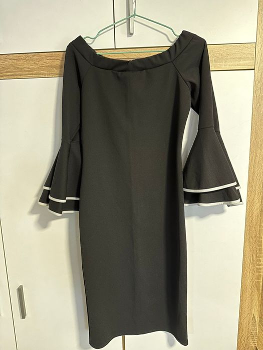 Роклята Mohito,Fabrizi