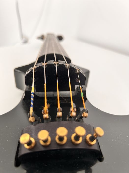 Vioara Zeta  JV45 2002