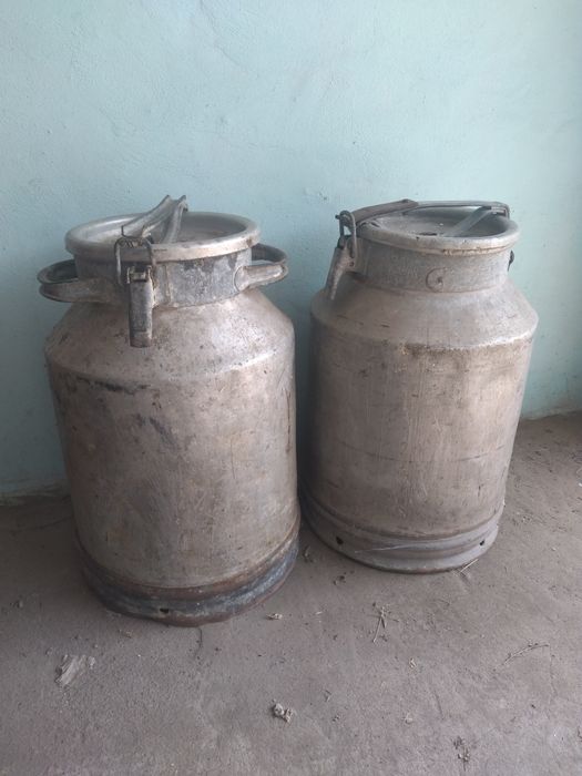 Продам Фляги 2 штуки