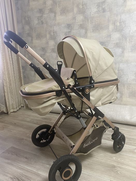 Коляска прогулочная