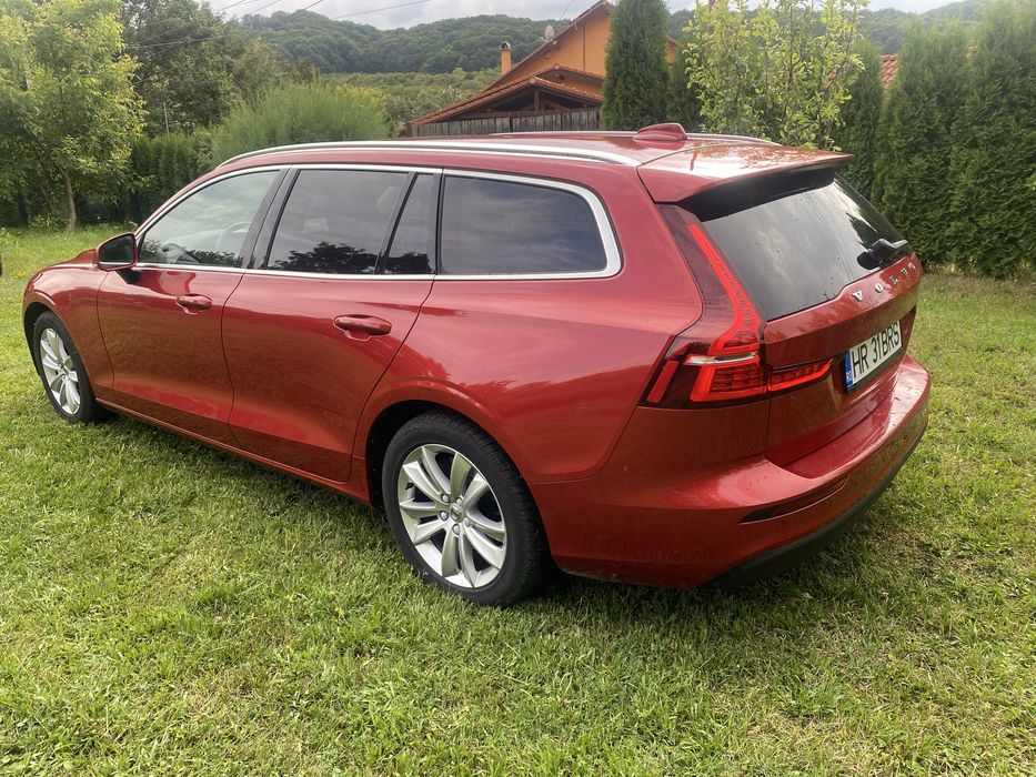 Volvo V60 D3 (TVA deductibil)
