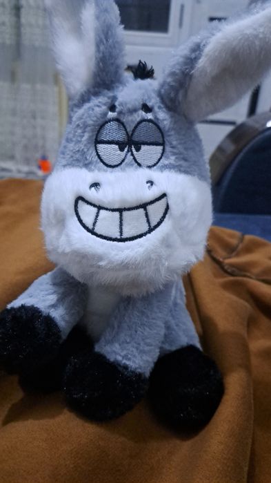 Детские игрушки новые и кинечиский песок