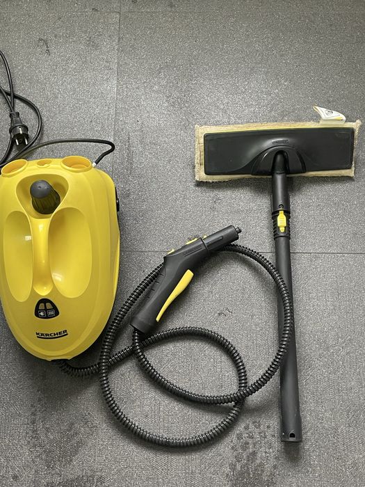 Aparat curatat cu aburi Karcher