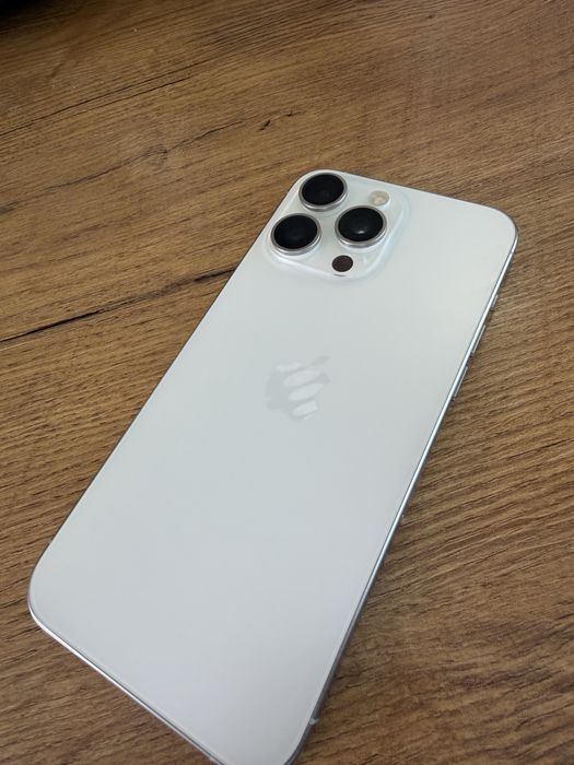 Iphone 15 peo max