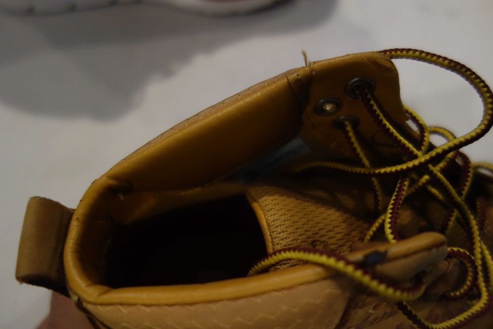 Продавам дамски обувки Timberland номер 37