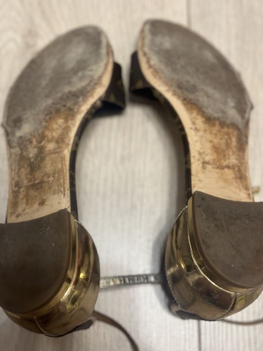 Босоножки louis vuitton LV