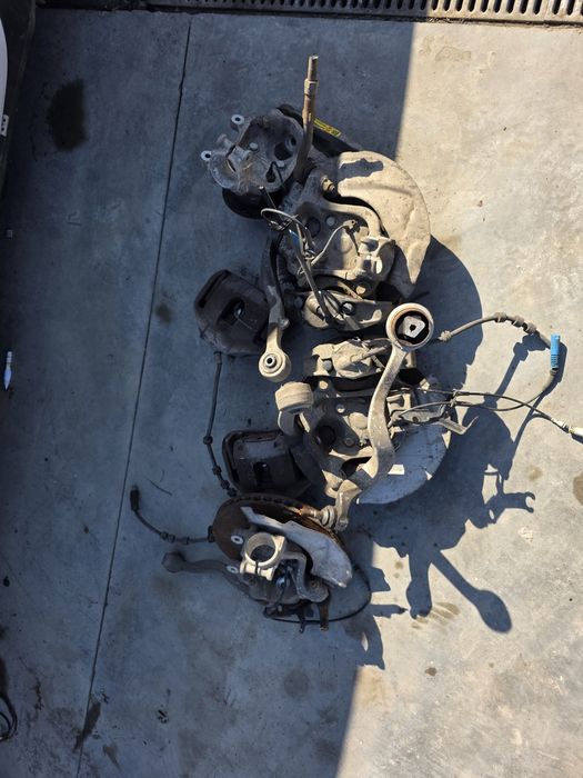 Fuzeta BMW E60 2.0 177 3.0 Xdrive Butuc BMW