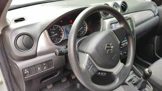 VAND  Auto SUZUKI VITARA  motor 1,6 benzina an 2018