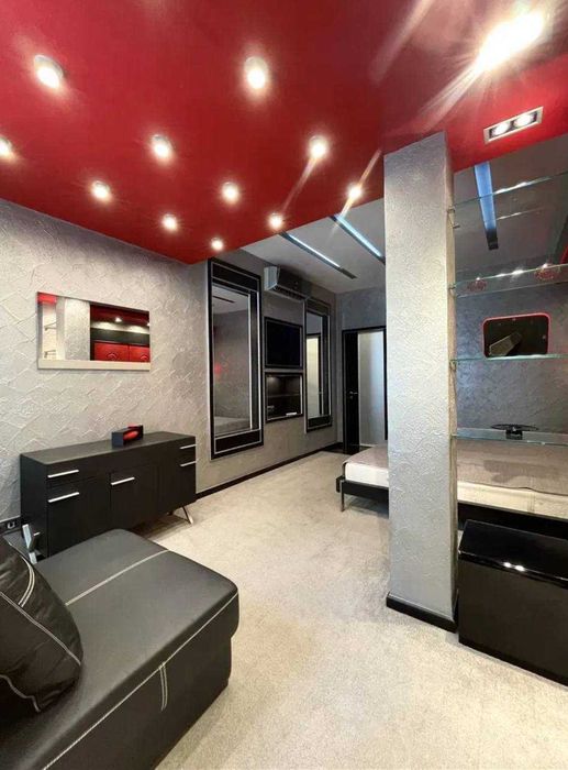 Бобура 56м2 2/2/4 Высокопотолок ЕВРО ремонт