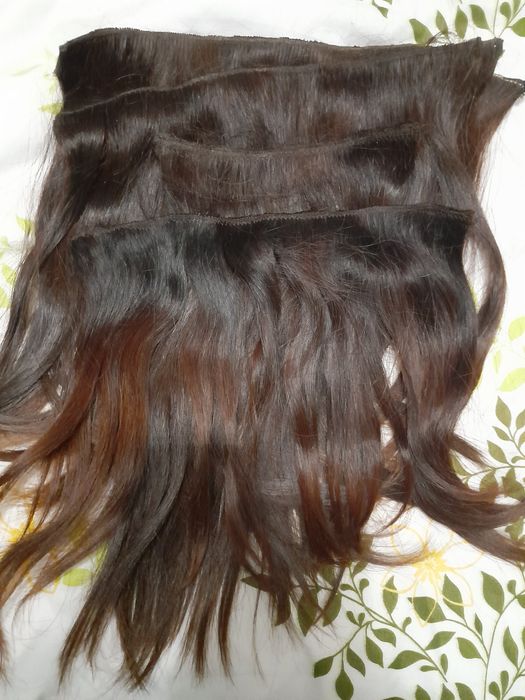 Екстеншъни от естествена коса