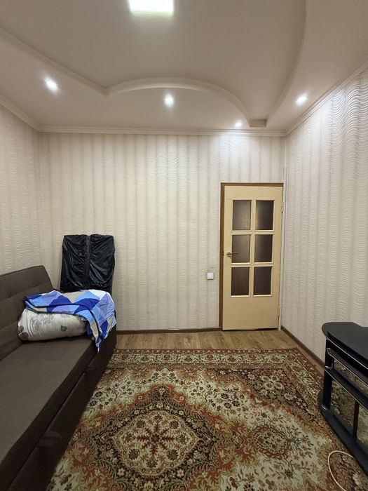 Срочно продается 3-х комн квартира в Куйлюк массив-5, 3/5/5