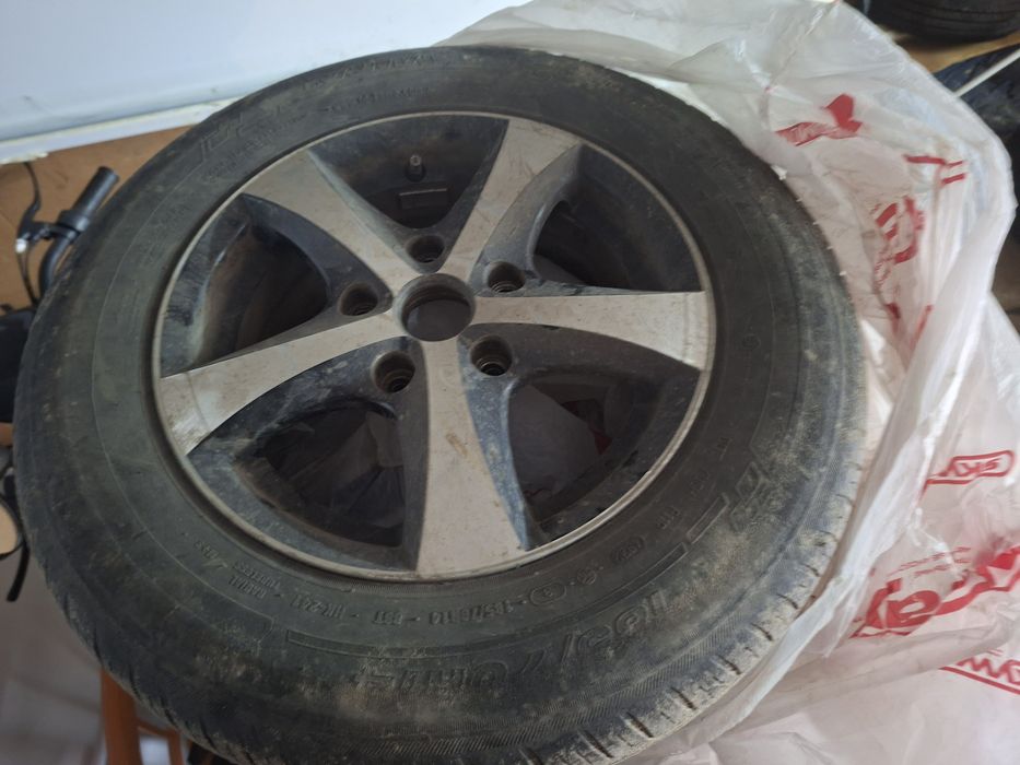 Продам колеса литьё R14