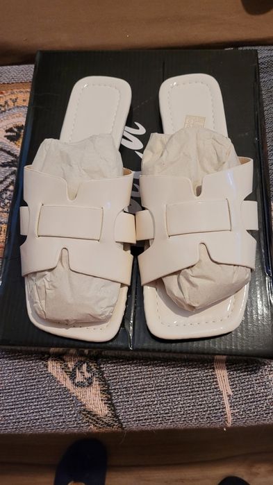 Papuci damă eleganți si comozi