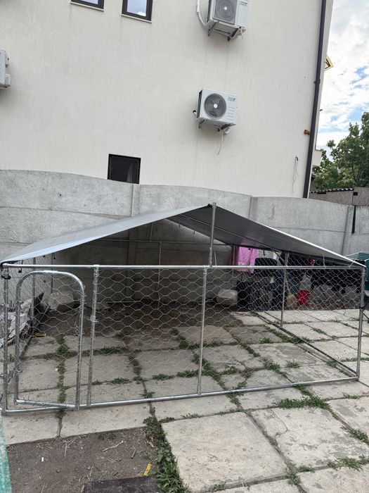 Cusca pentru caini din sarma