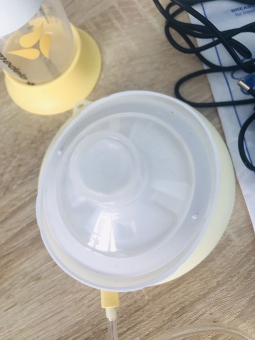 Помпа за кърма MEDELA