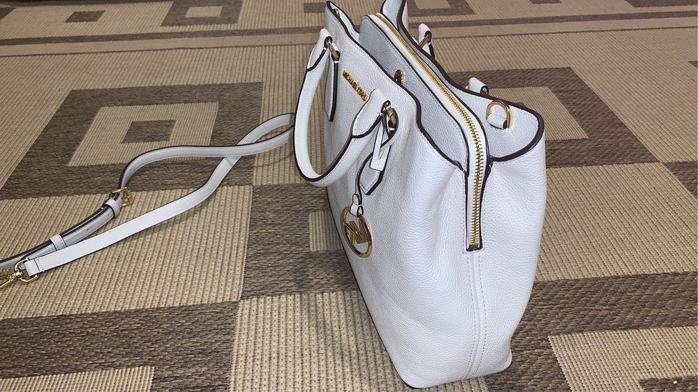 Сумка Michael Kors  р. medum. Оригинал