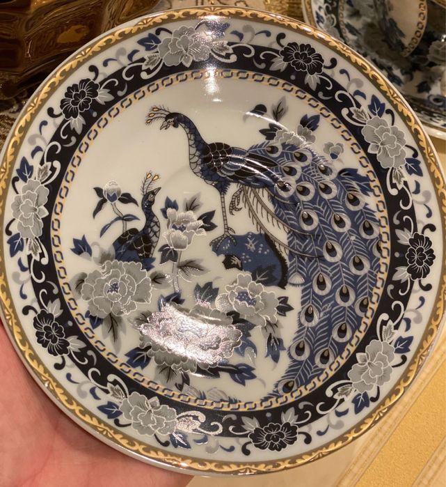 Кружки с блюдцами