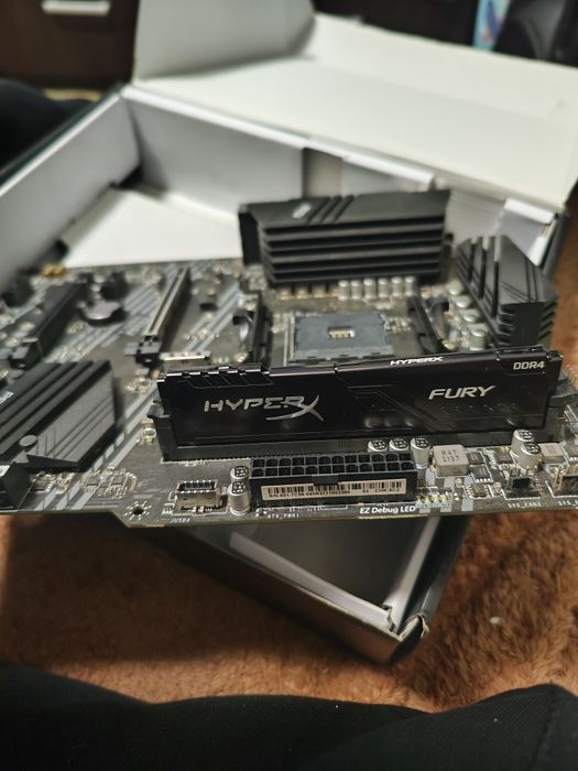 Vand placa de baza si ram