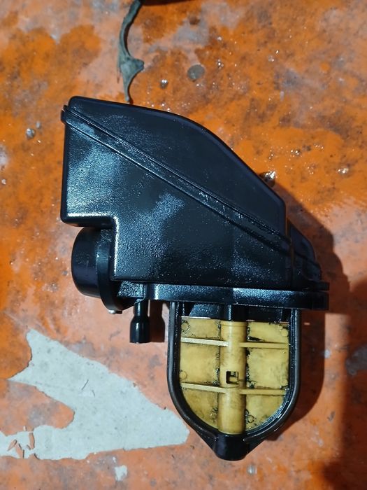 Дросилный заслонка Мерс 2.8