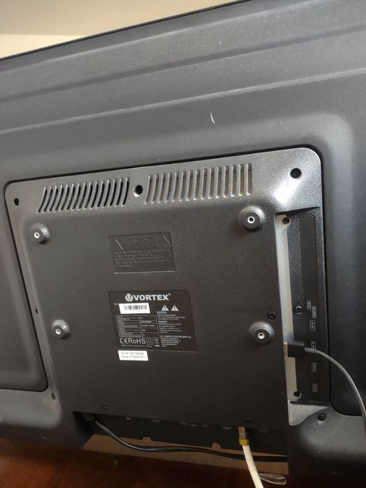 Televizor LED Vortex