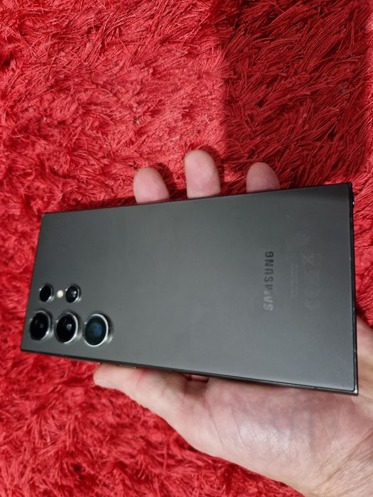 -Samsung S24Ultra Black 1,02Tb 12Ram ireprosabil stare perfecta doar telefonul poze reale nici o restrictie nici o interventie/reparatie
-Am