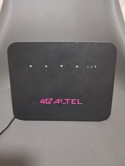 4G+ Wi-Fi роутер Altel P28 CPE.