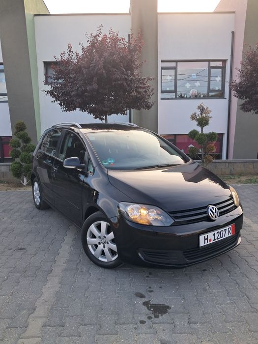 VOLKSWAGEN Golf Plus
