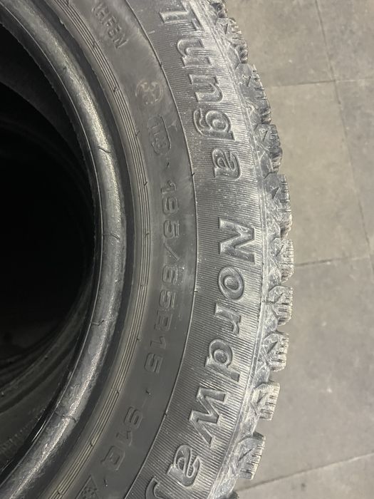 Продам резину 195/65/15