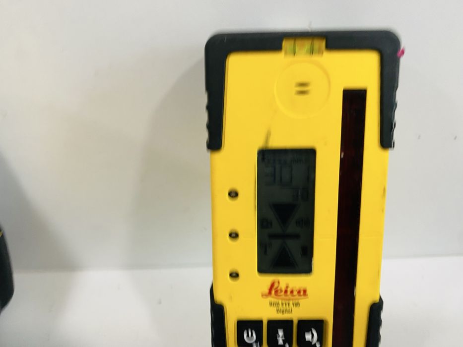 Laser leica Rugbi 610