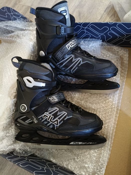 Продам коньки, хоккей