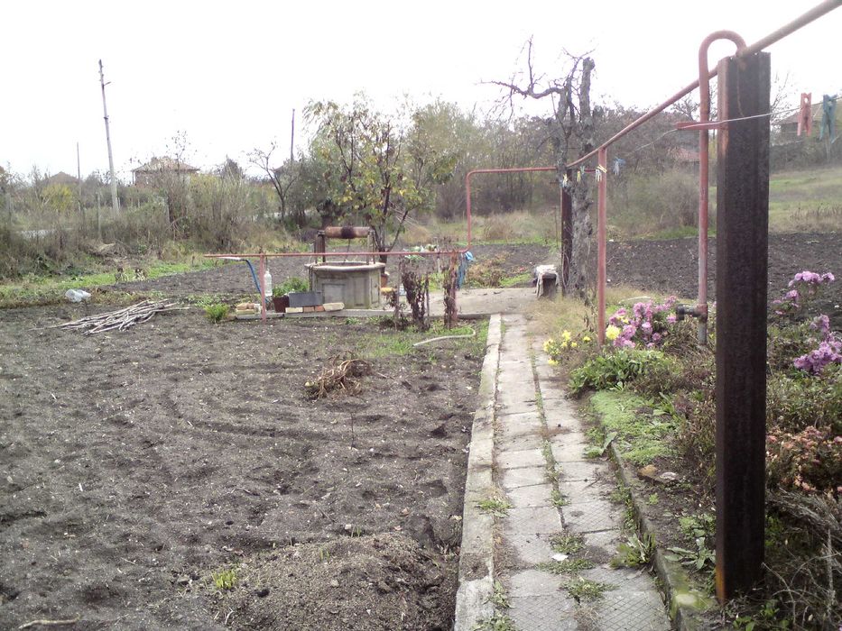 Продава се Къща в с. Априлово, Област Стара Загора - 250 кв.м за 113 €/кв.м - Снимка #2