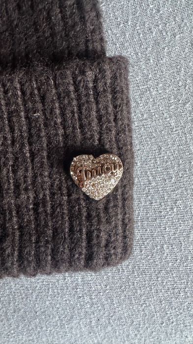 Шапка Juicy Couture