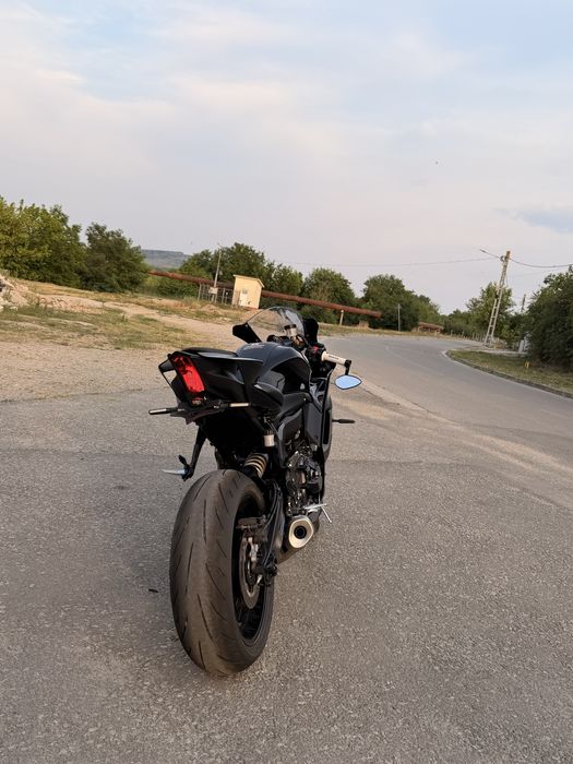 Yamaha yzf r7 2025 A2 35kw