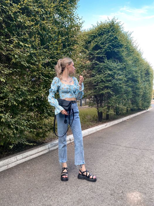 Продам одежду размер 42-44