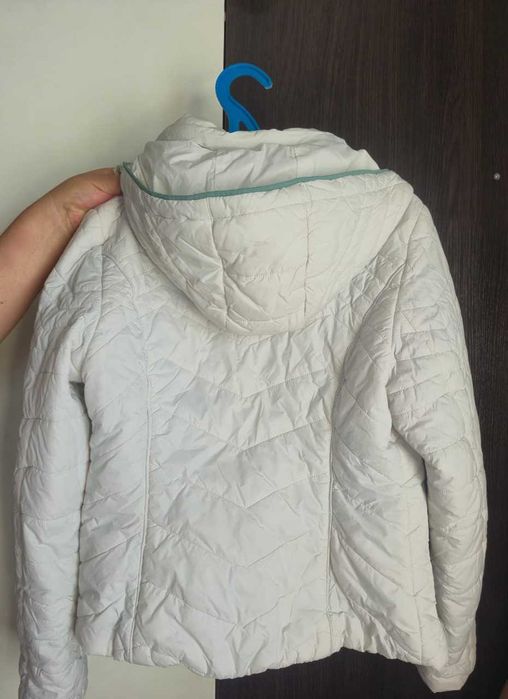 Продам куртки, пальто