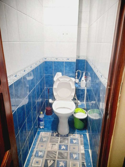 Сдам аренду. 2 ком квартиру на Шастри кафе у Бабушки.У