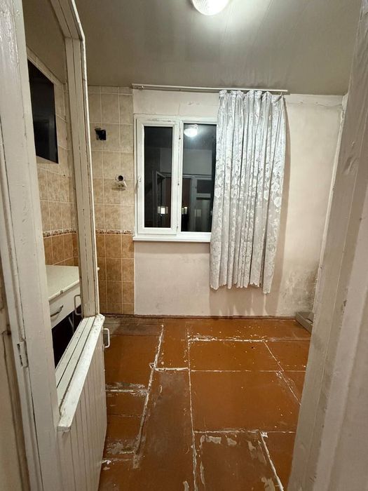 Юнусабад 19 квартал 2/5/5 не торец 58м²