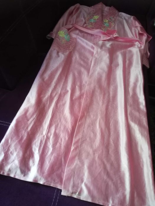 Дамски сатенен халат