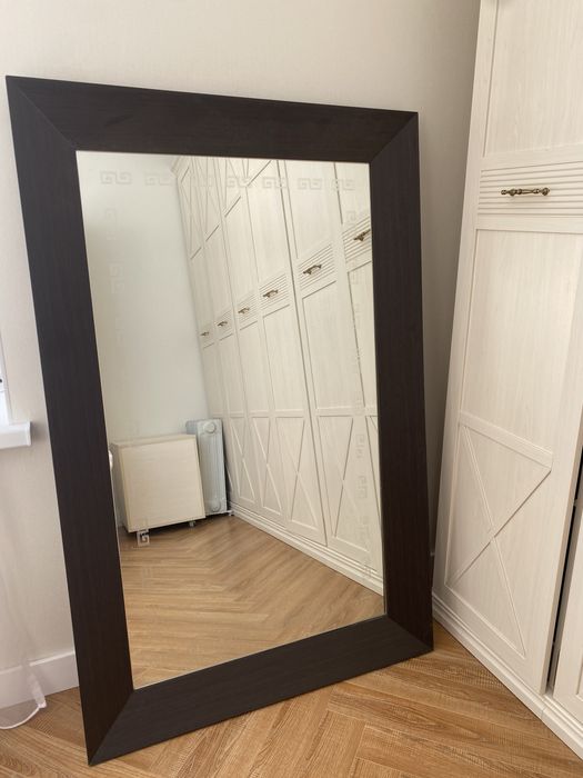 Зеркало с рамкой