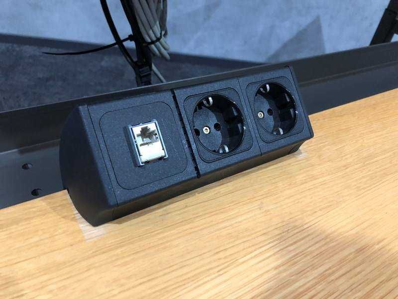 vand masa birou reglabila