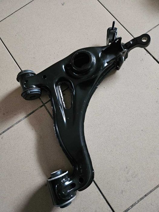 рычаг нижний мерс 202