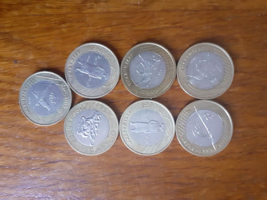 Продам монеты 100 тенге