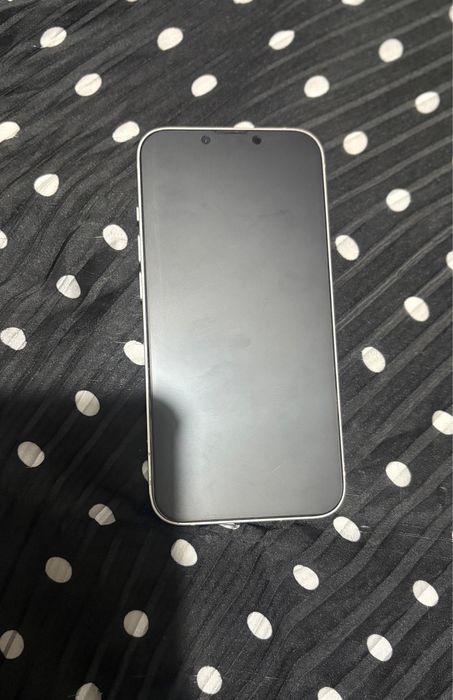 Айфон 13 /128 в очень хорошем состояние