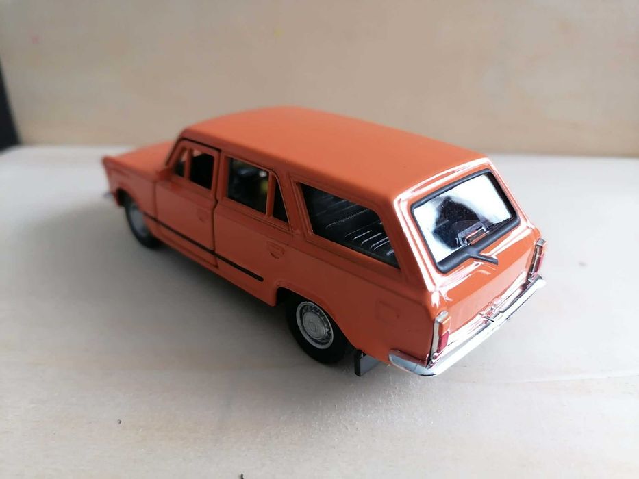 Фиат 125П Комби в мащаб 1:34