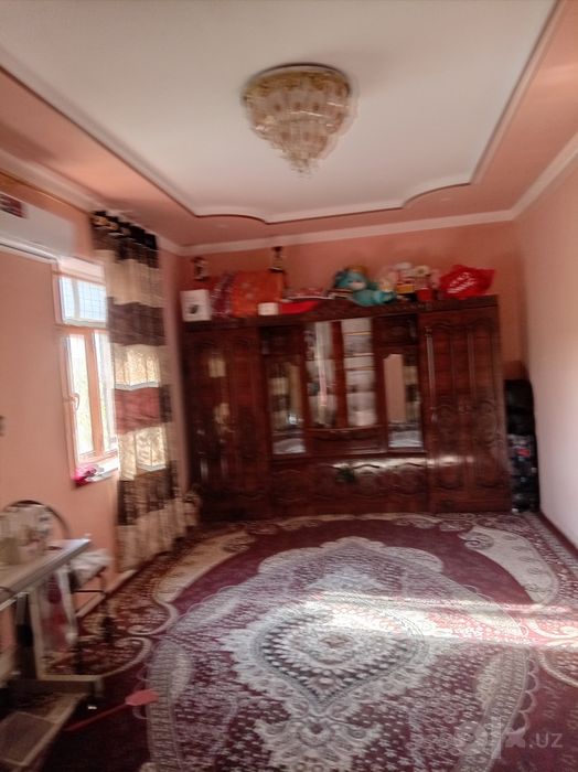 6 so'tiqli hovli